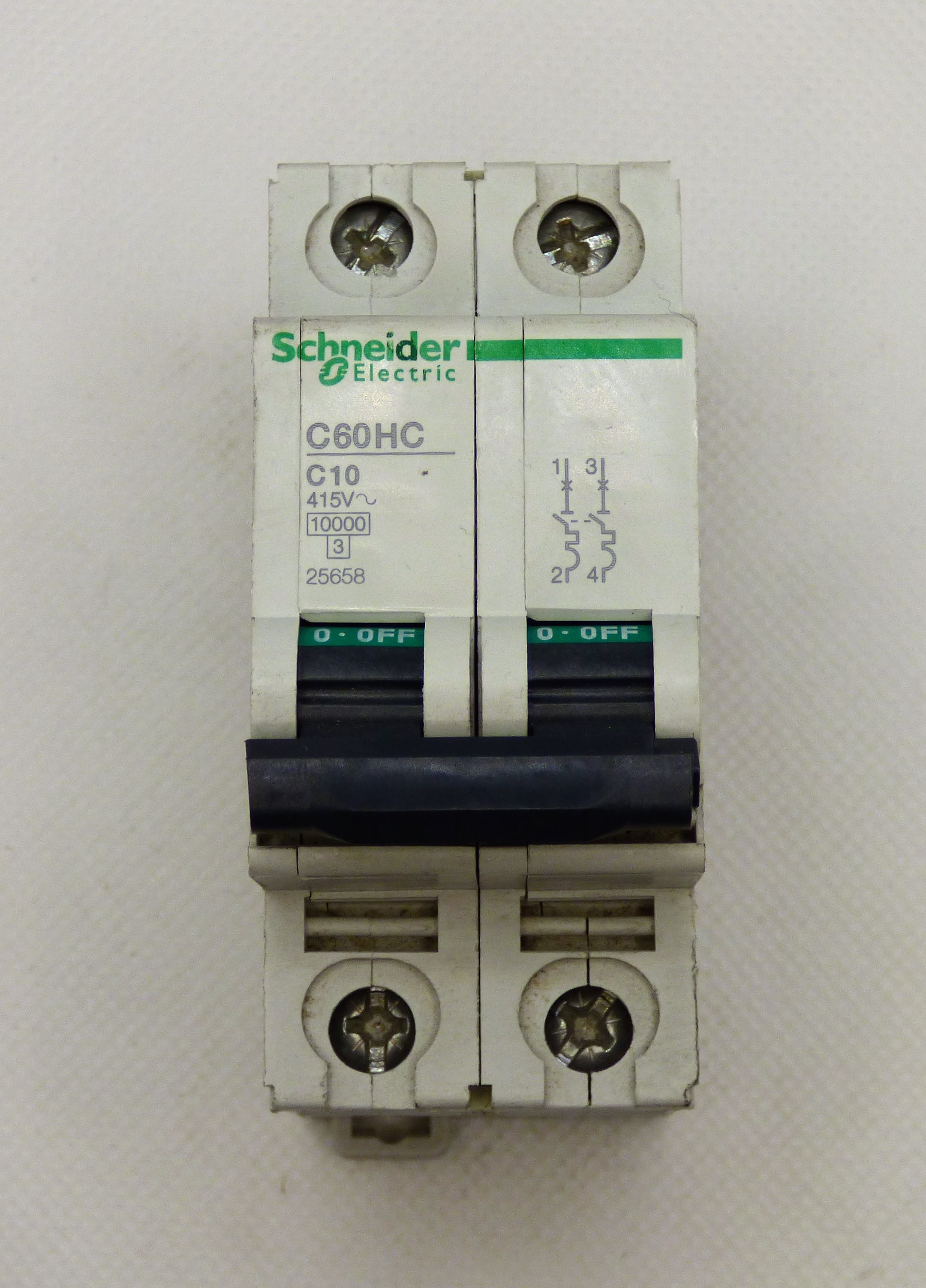 2P 10A TYPE C MCB 2P 10A TYPE C MCB